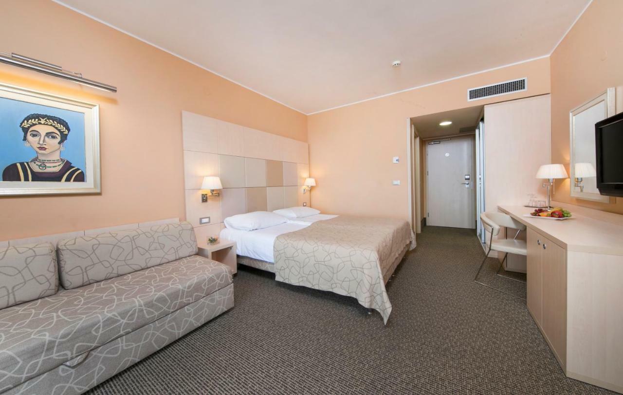 Hotel Mirta - San Simon Resort Izola Bagian luar foto