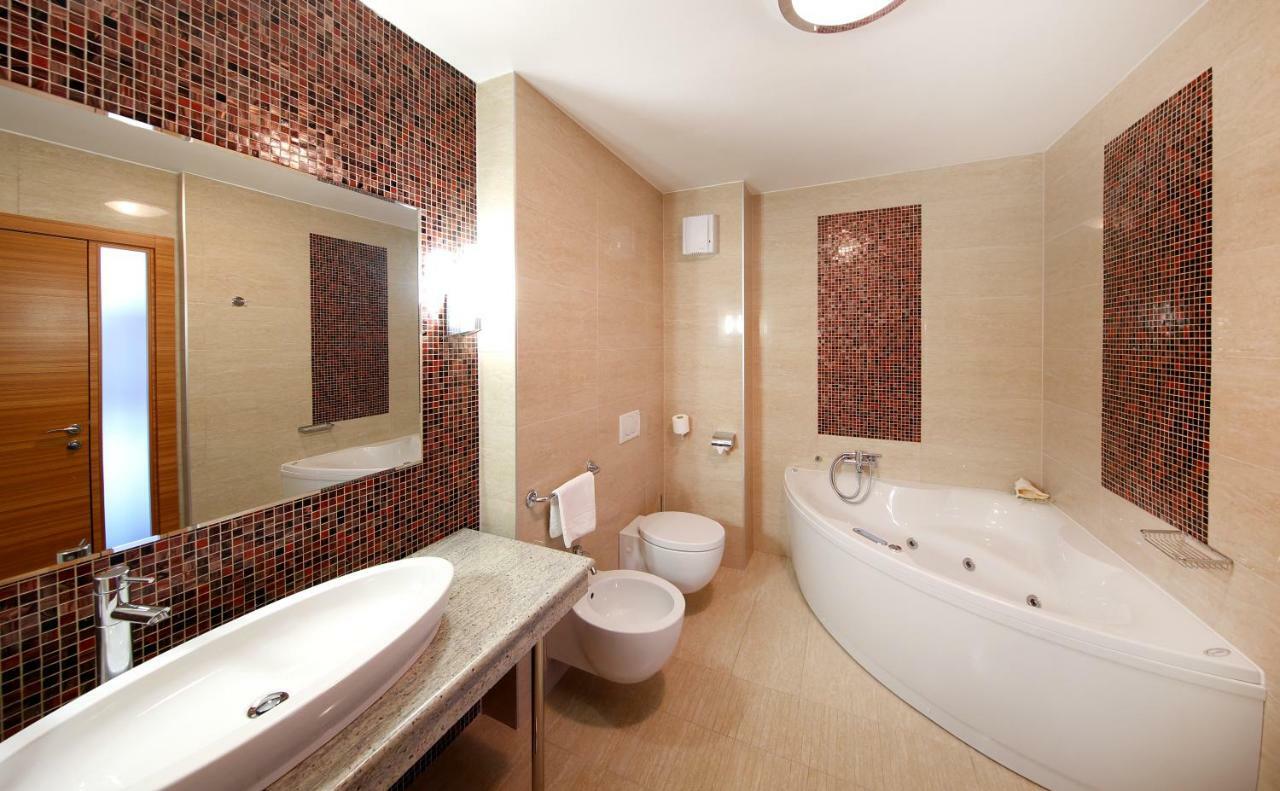 Hotel Mirta - San Simon Resort Izola Bagian luar foto